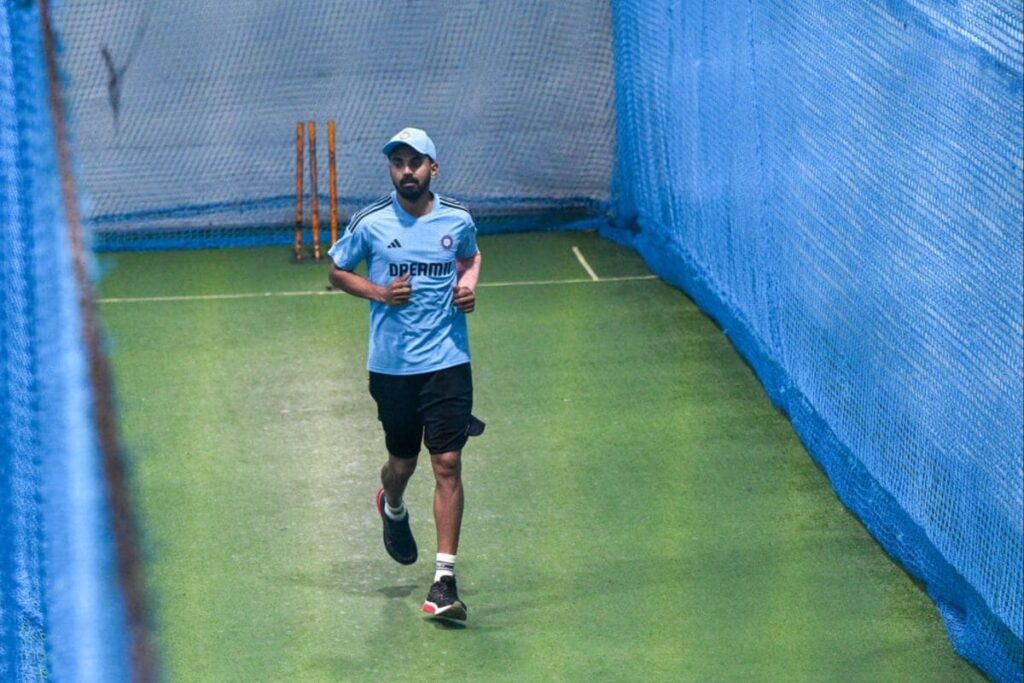 Asia Cup 2023: KL Rahul Dons Wicketkeeping Gloves in Nets Ahead of Pakistan Clash