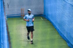 Asia Cup 2023: KL Rahul Dons Wicketkeeping Gloves in Nets Ahead of Pakistan Clash