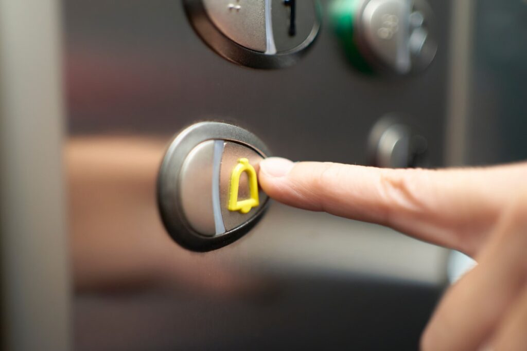 Noida Worse Off in Lift Safety Than National Average, Shows Survey as Elevator Crash Toll Rises to 8