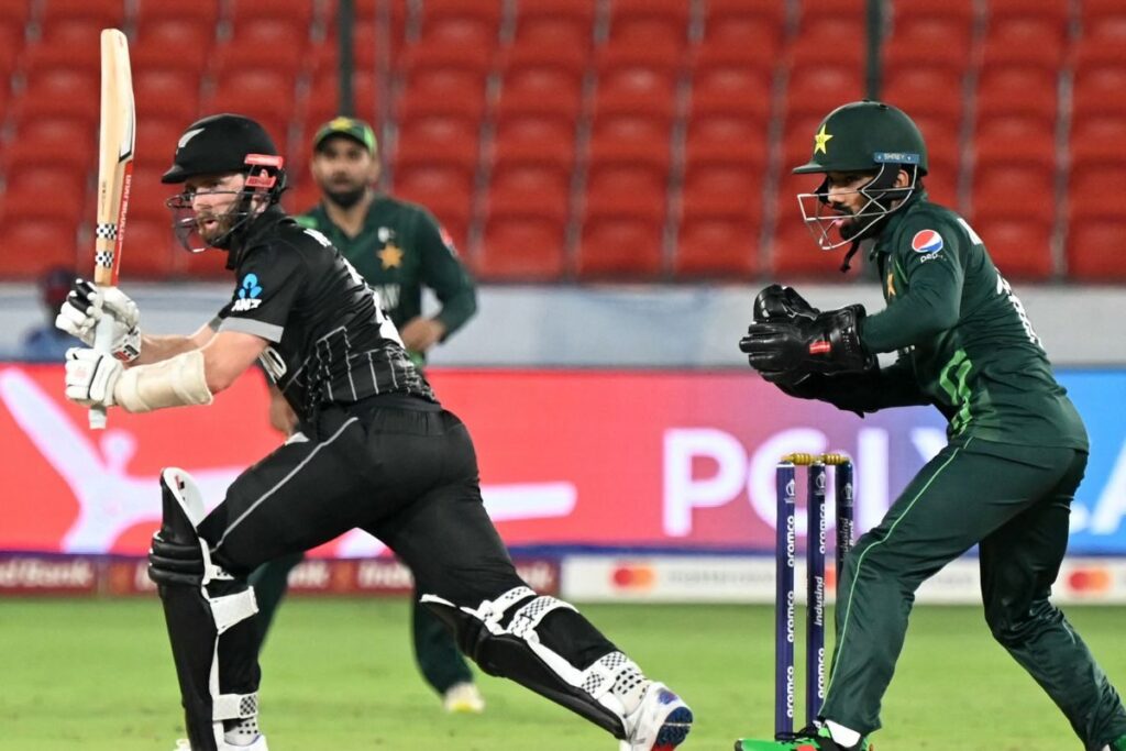 ODI WC Warm-up: Rachin Ravindra Shines, Kane Williamson Shows Class on Return as New Zealand Outbat Pakistan