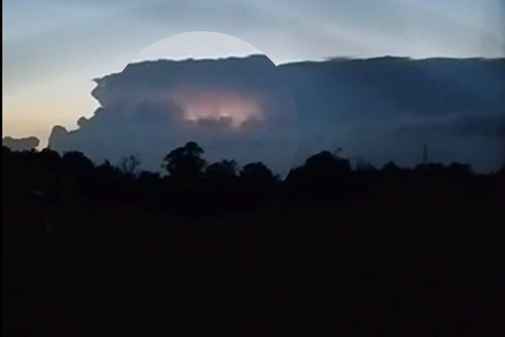 Is It A UFO? Weather Phenomenon Causes Repeated Lightning In Sky; Watch Eerie Video