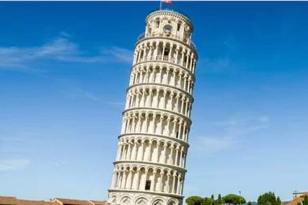 Leaning Tower Of Pisa To Montreal Tower, Know The Famous Tilted Buildings Of the World