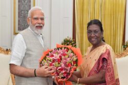 PM Modi Calls on President Murmu at Rashtrapati Bhavan