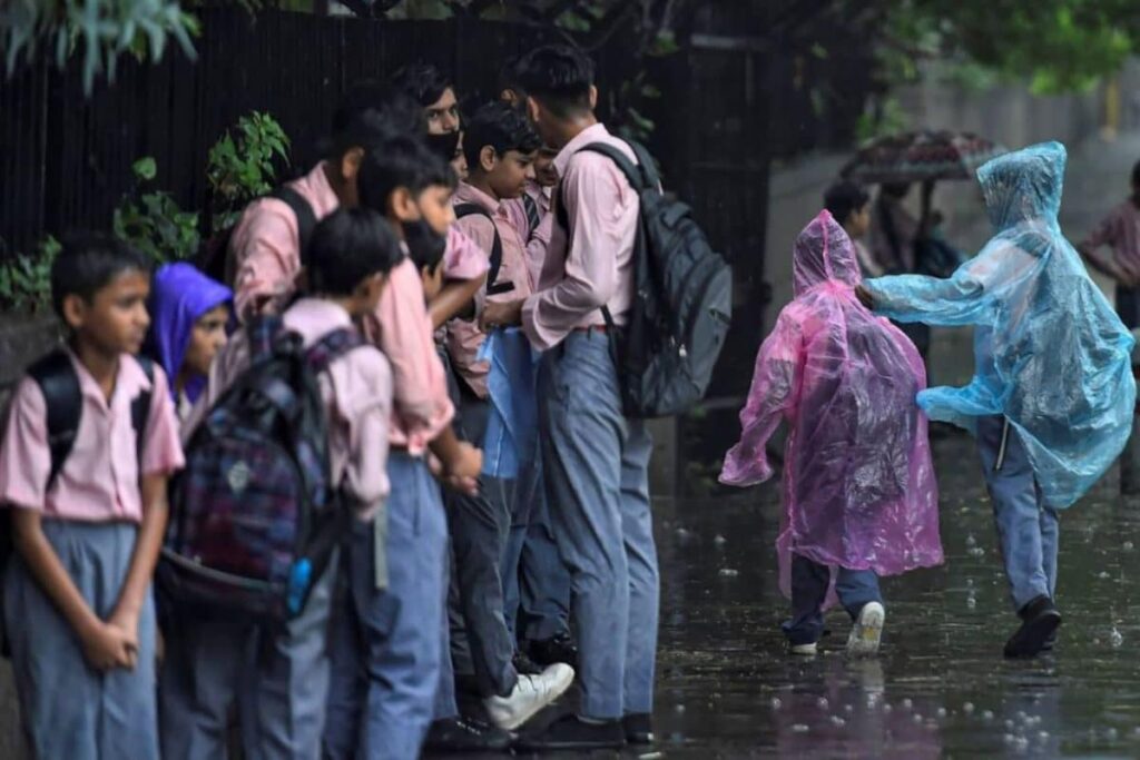 Schools In Some Districts Of Uttarakhand Closed Today Amid Heavy Rain