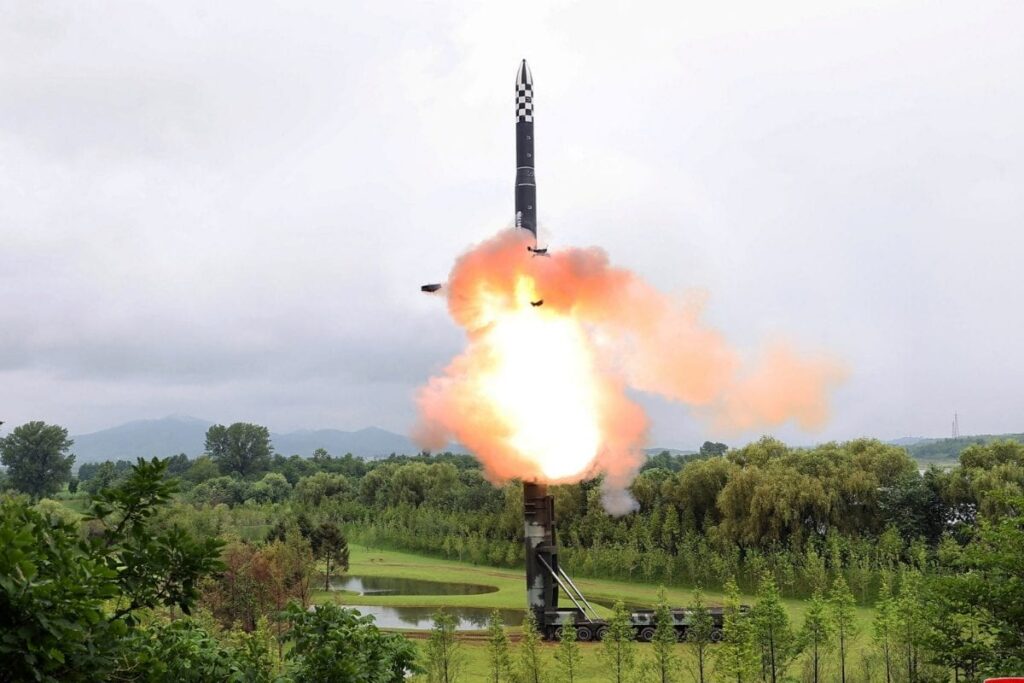 North Korea Stages Mock 'Nuclear Attack' in Response to US-South Korean Drills