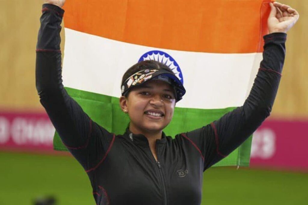 India at Asian Games Day 4: Gold and New World Record From Sift Kaur Samra; Roshibina Devi Eyes Gold in Wushu Finals