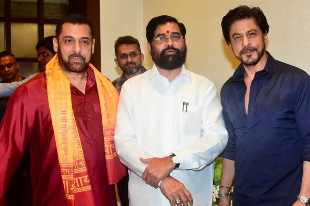 SRK, Salman Khan Pose Together In Viral Pic from Maha CM’s Ganpati Bash; Pathaan, Tiger Fans React