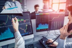 Market Closing: Sensex Jumps 152 pts, Nifty Nears 19,600 Led By Pharma, FMCG Stocks