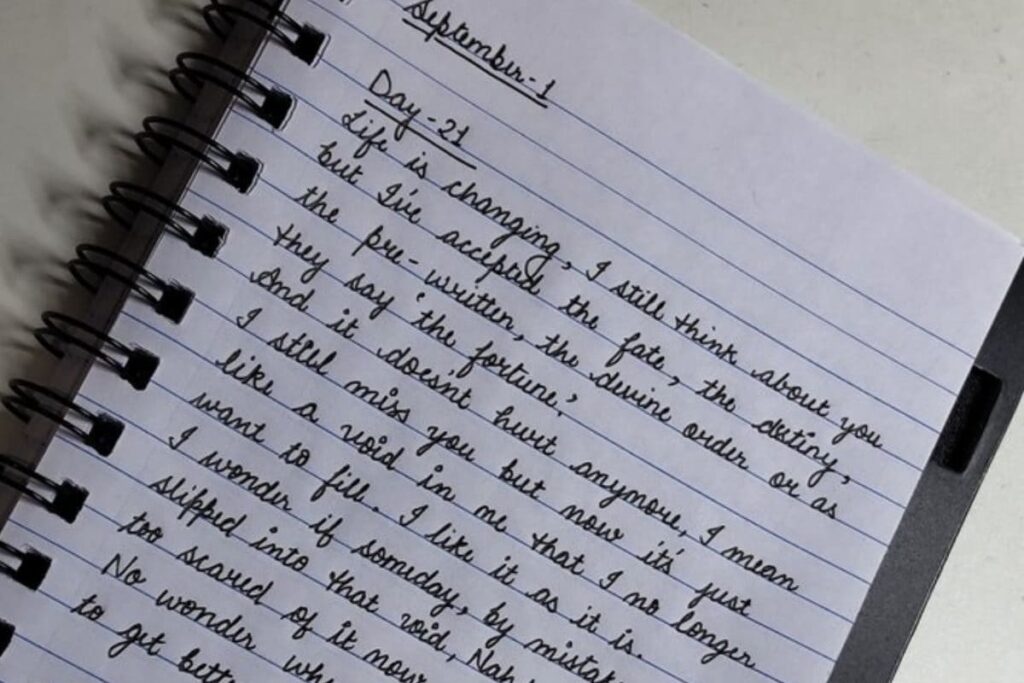 This Man on 'X' Has the Best Handwriting And Internet Can't Get Over it. Haven't You Seen it Yet?