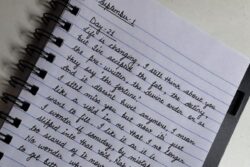 This Man on 'X' Has the Best Handwriting And Internet Can't Get Over it. Haven't You Seen it Yet?