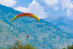 Adventure Tourists to Get More 'Airtime' in Bir Billing as Himachal Govt Lifts Ban on Paragliding