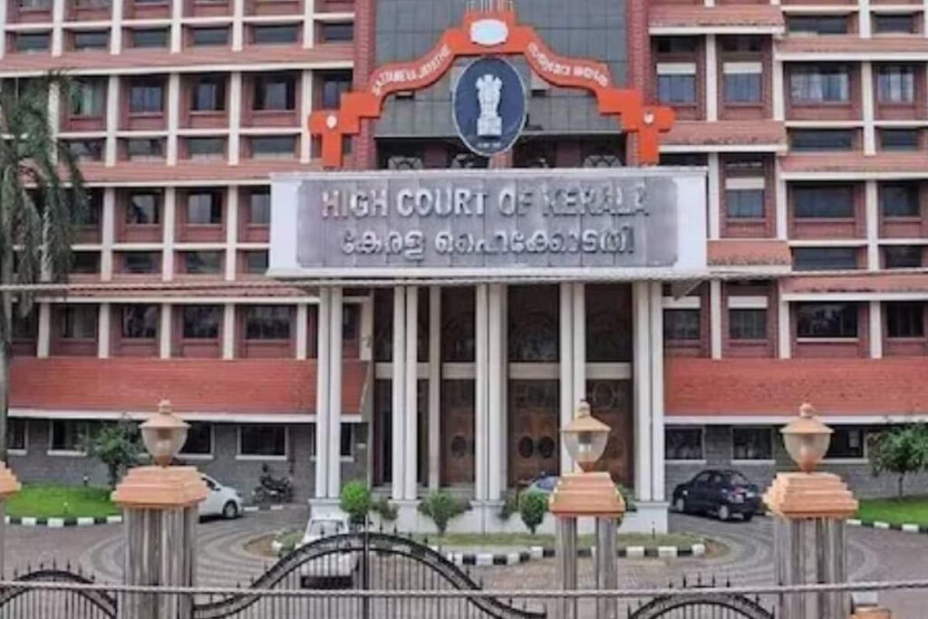 Kerala HC Dismisses Petition Seeking Erection of Saffron Flags in Temple