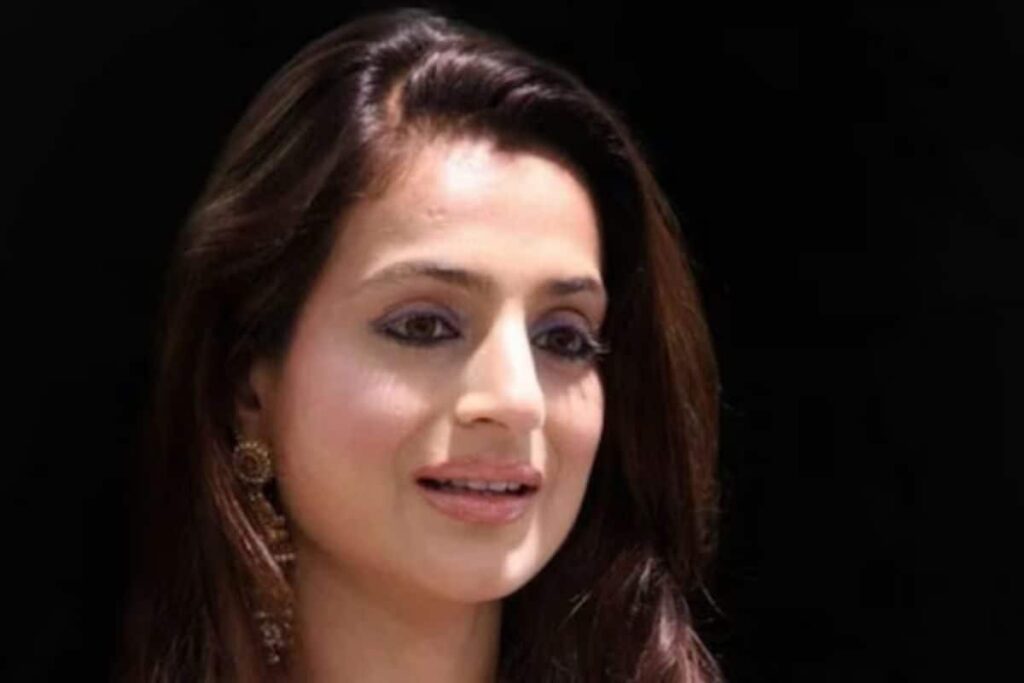 Ameesha Patel Flaunts Her Most Expensive Bag Worth Rs 70 Lakh, Says ‘You Can Buy A House Instead'