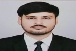 Prayagraj Boy Cracks UPPSC PCS On First Attempt After Graduating from Allahabad University