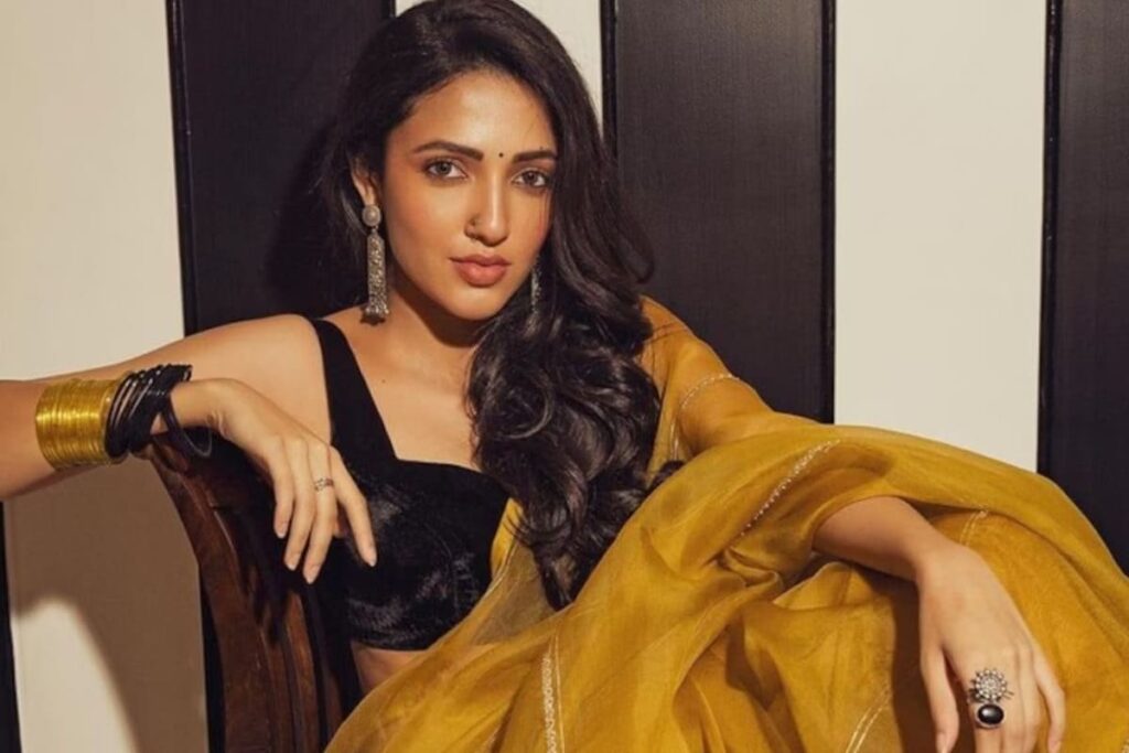 Telugu Actress Neha Shetty Slays Traditional Look In Golden Saree