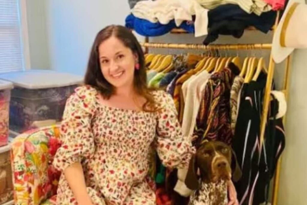 US Woman, Who Sells Thrift Clothes Online, Now Owns A 5-Bedroom House