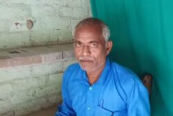 55-year-old UP Man Earns Pharma Degree 32 Years After Leaving Studies