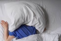 Expert Makes Shocking Revelation About Pillow Covers, Suggests Washing Them Every 3rd Day