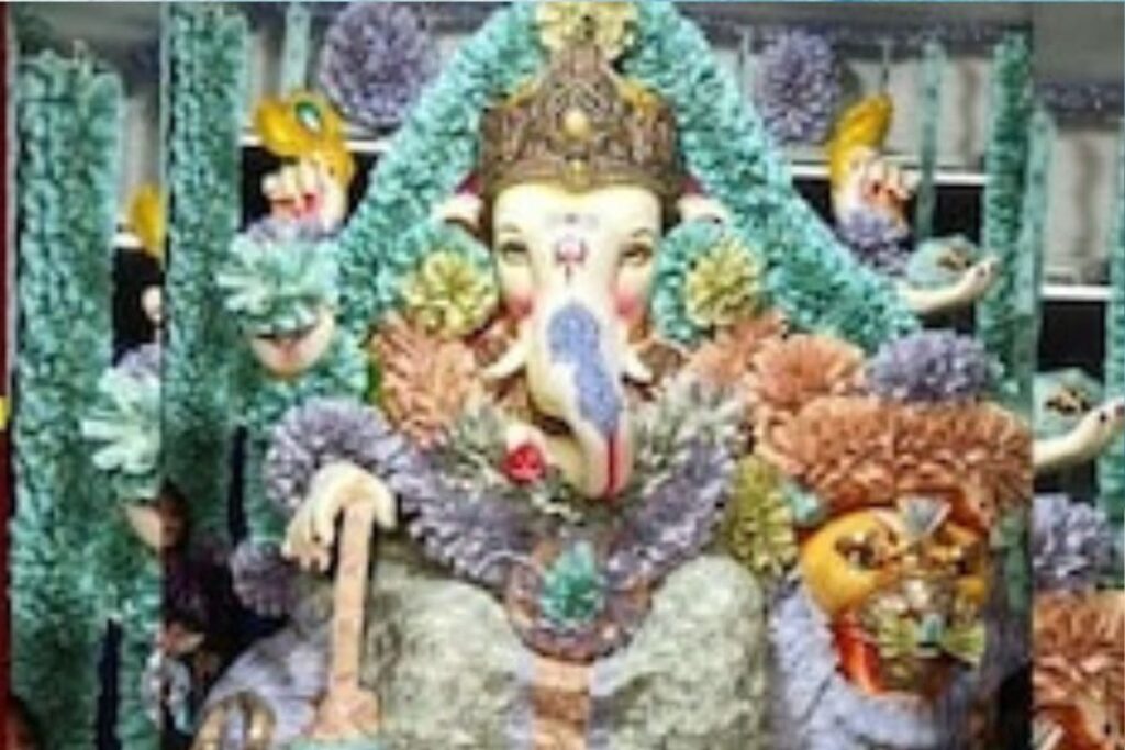 In Andhra Pradesh's Ongole, Lord Ganesha Decorated With Notes Worth Rs 16 Lakh