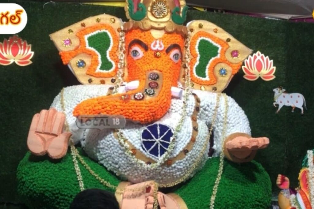 In Warangal, Lord Ganesha Idol Adorned With 10,000 Rakhis