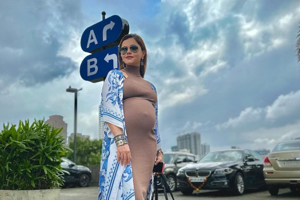 Mom-to-be Rubina Dilaik Flaunts Baby Bump In Bodycon Dress, See Pics