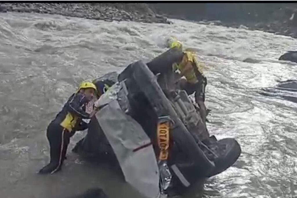 Uttarakhand: 4 Killed, 2 Injured After Car Falls into River in Uttarkashi