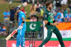 WATCH: Shaheen Afridi Wins Battles Against Virat Kohli And Rohit Sharma in High-Octane IND vs PAK Clash