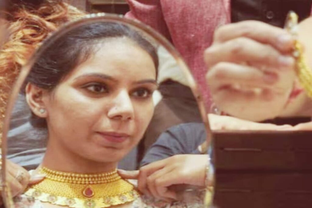 Gold Rate Rises In India: Check 24 Carat Price In Your City On September 19