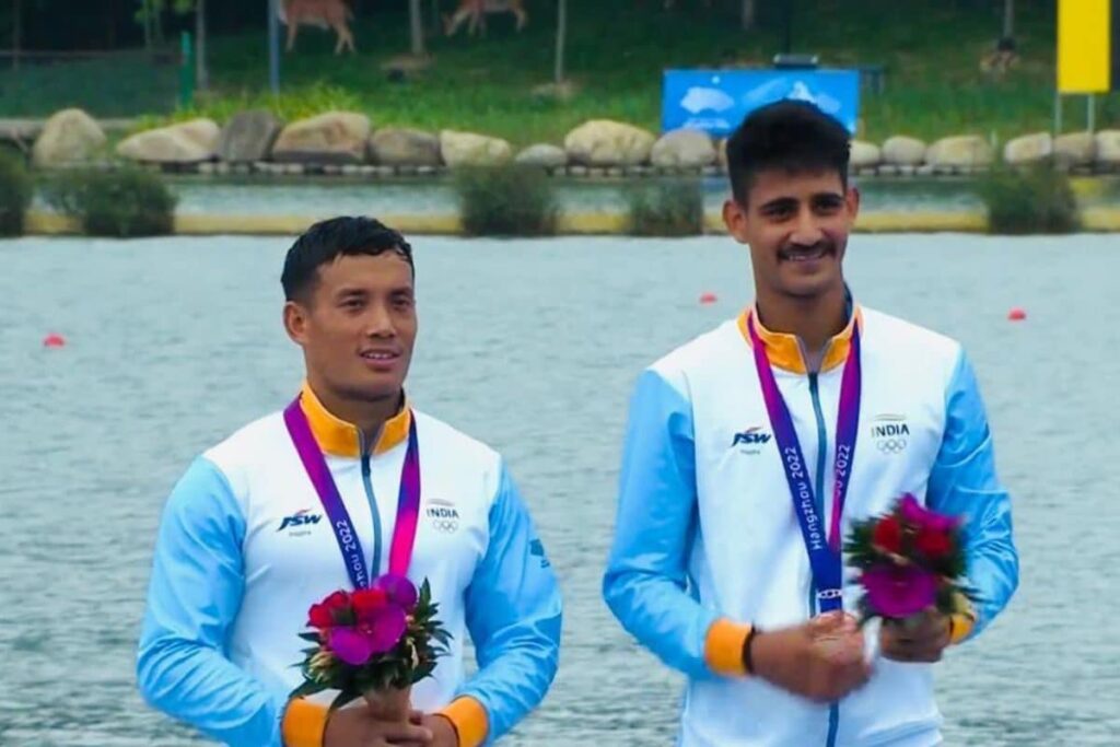 Despite Facing Hardships, Sunil Singh and Arjun Singh Row Towards Historic Bronze at the Asian Games