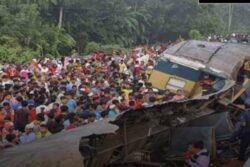 Bangladesh Train Crash: 20 Killed, Several Injured; Death Toll Likely to Rise As Rescue Ops Underway