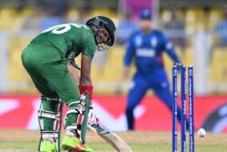 ODI WC Warmup : Despite Rains Interrupting Play English Bowlers Start Strong After Restricting Bangladesh to 188
