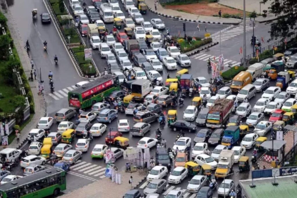 Bengaluru Woman's Dating Tip While Stuck in Traffic Gets a Thumbs Up on Internet