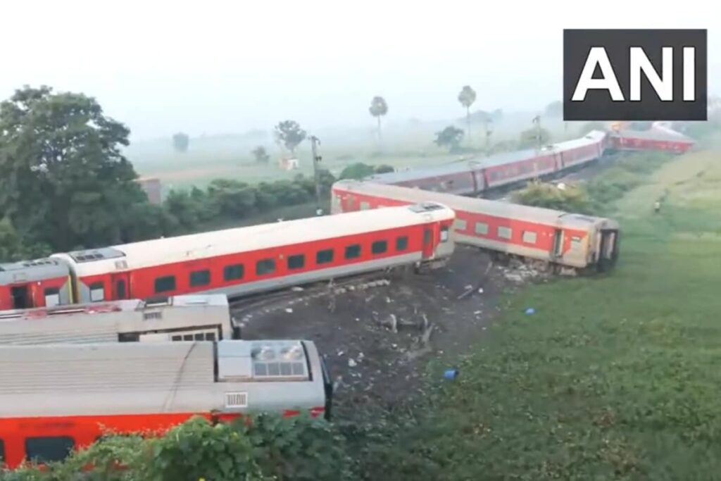 'Loud Noise, People Fell on Me': Ordeal of Injured After Buxar Mishap Killed 4 | Check Helpline Nos