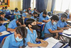 Delhi HC Receives PIL Over Overcrowded Classrooms Amid Incomplete School Building
