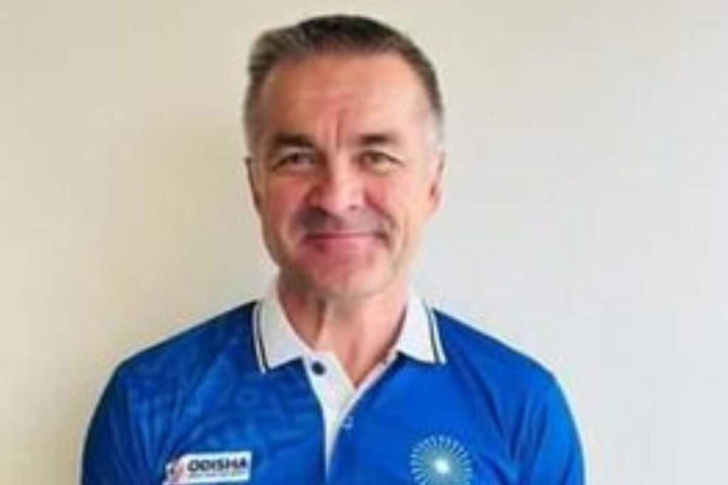 Indian Women's Hockey Team Ropes in Mental Conditioning Coach Peter Haberl