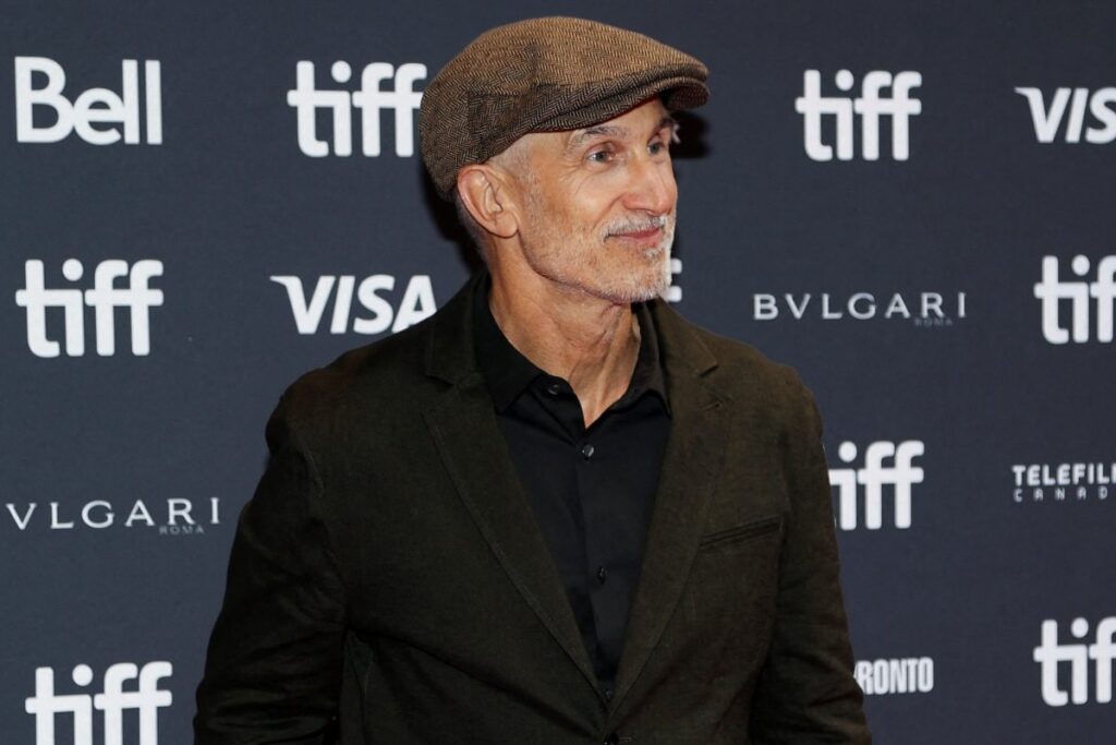Dumb Money Director Craig Gillespie Recalls Shooting Outside Taj Mahal: 'I Was There For...' | Exclusive