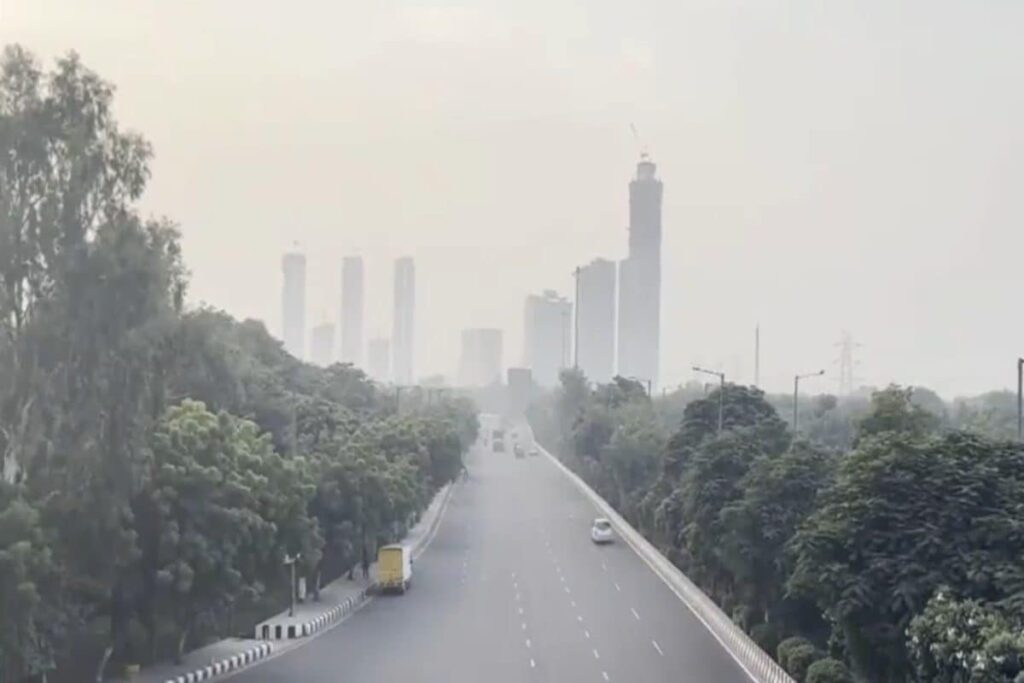 Stubble Burning Season is Back, So Is Poor Air For Delhi-NCR; AQI Plunges to 'Poor' Category