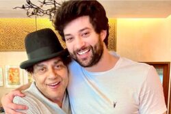 Dharmendra Can’t Stop Smiling As He Poses With His Grandson Rajveer, Says ‘Dade Pote Di Yaari’; See Pic