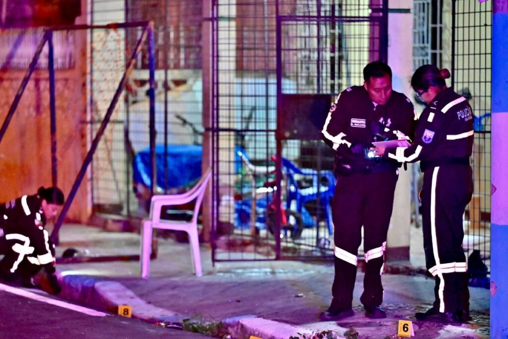 'Raining Bullets' in Ecuador City in Throes of Narcos