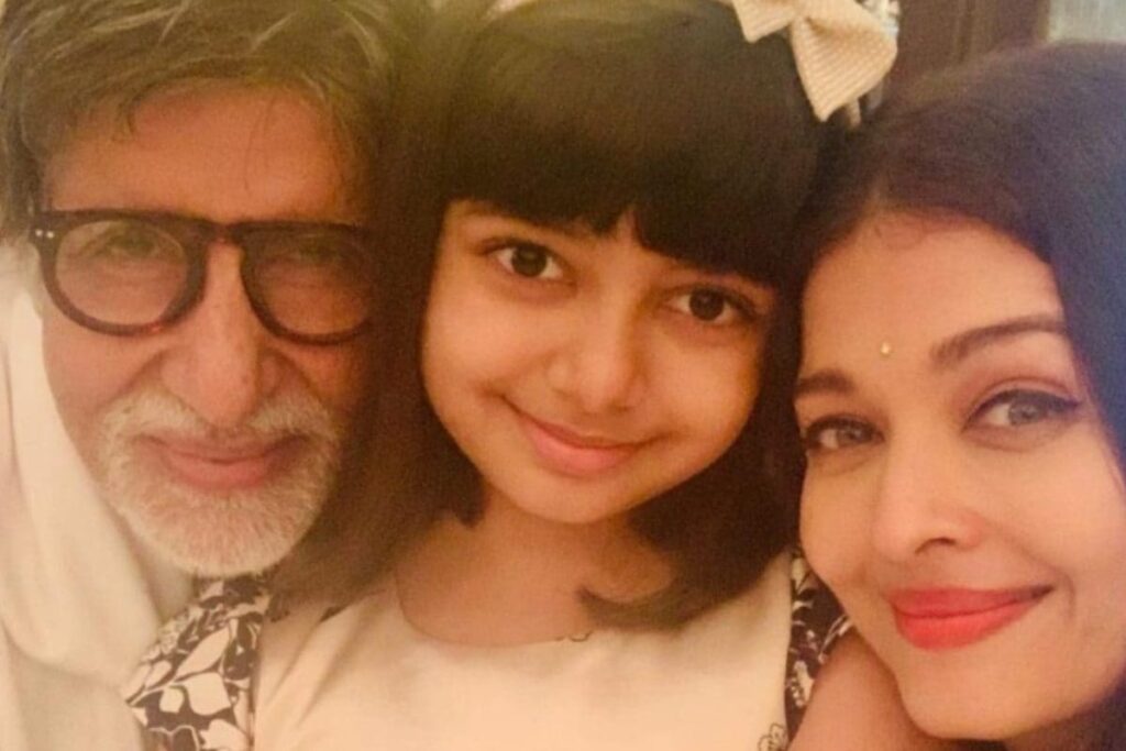 Aishwarya Rai Makes a Special Call To THIS Person From Amitabh Bachchan's Birthday Bash; Find Out