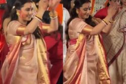 Rani Mukerji Revels In Sindoor Khela, Dances To Beats Of Dhaak On Bijaya Dashami, Watch Video