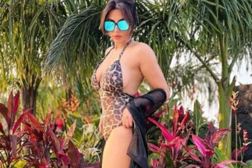 Sexy! Shama Sikander Amps Up The Heat In An Animal Print Monokini; See Hot Photo