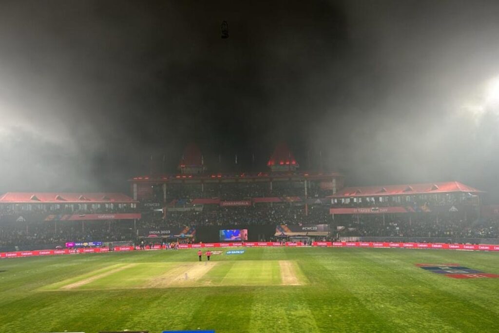 IND vs NZ: Play in Dharamsala Interrupted Due to Inclement Weather and Low Visibility
