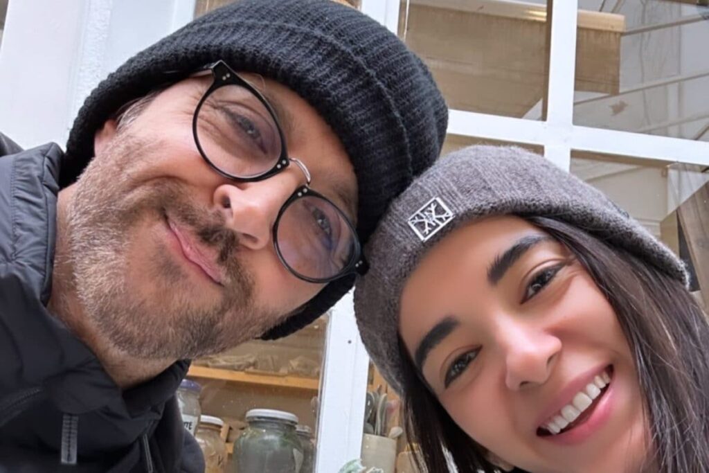 Hrithik Roshan Shuts Down Trolls, Gives A Big Shoutout To GF Saba Azad's Dance: 'That Surrender...'