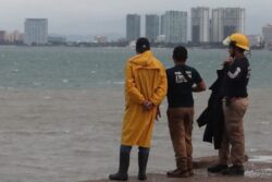 ‘Extremely Dangerous’ Hurricane Lidia Makes Landfall in West Mexico, Troops Alerted