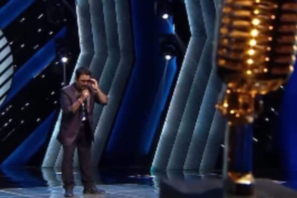 Indian Idol 14: Shreya Ghoshal, Vishal Dadlani Shocked To See Kumar Sanu's Lookalike