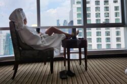 Actress Nikita Rawal Robbed of Rs 3.5 Lakh By One Of Her House Staff