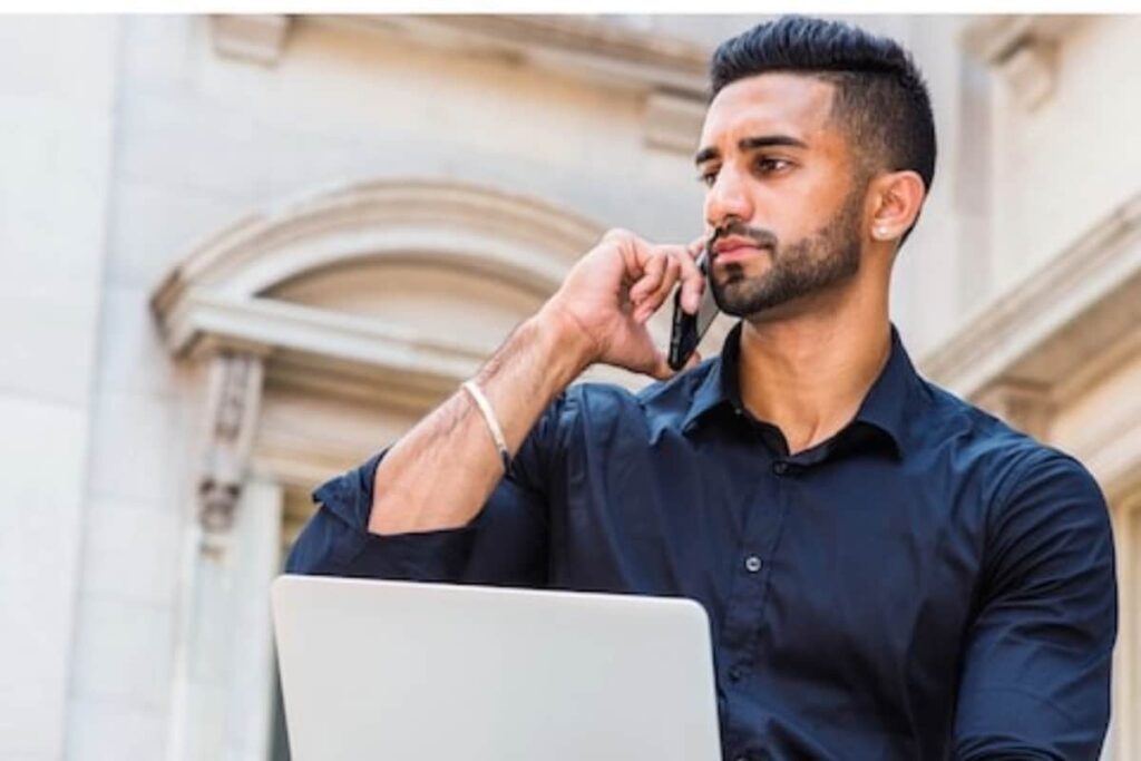 Who Gets The Bigger Paycheck: IAS Officers Or Professors? Let’s Find Out