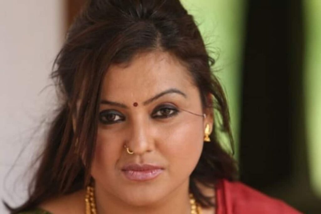 'Still Unmarried Because I Am Considered A Glamorous Actress': Sona Heiden