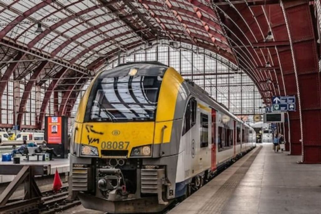 Can A Train Carry Only One Passenger? Check What Railways Rules Say